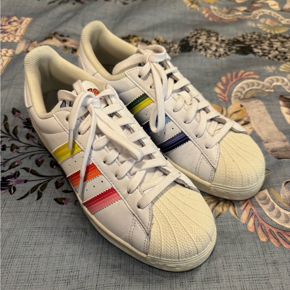 adidas White Athletic Shoes with Rainbow Stripes